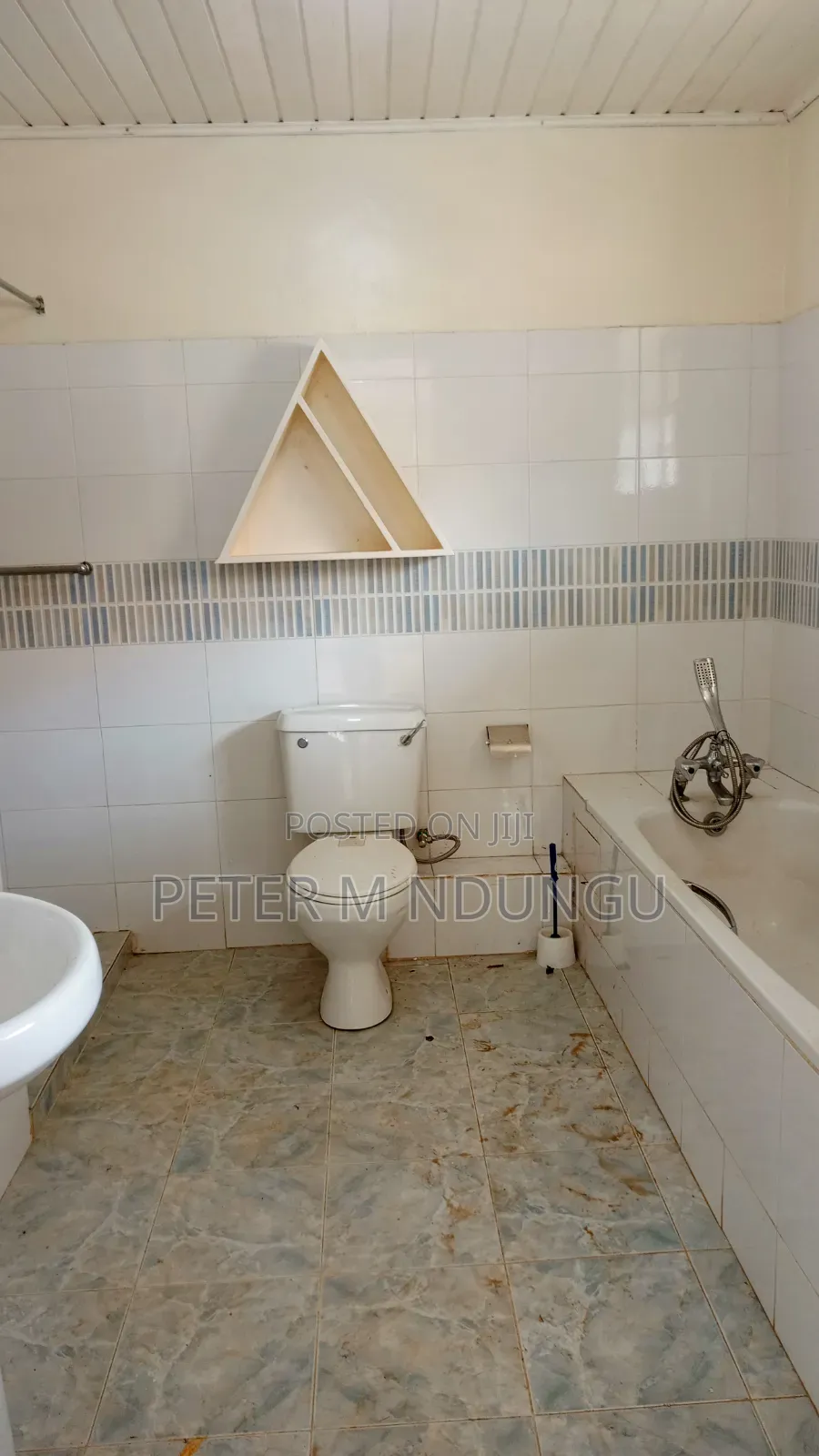 6bdrm Maisonette in Muthaiga North for rent