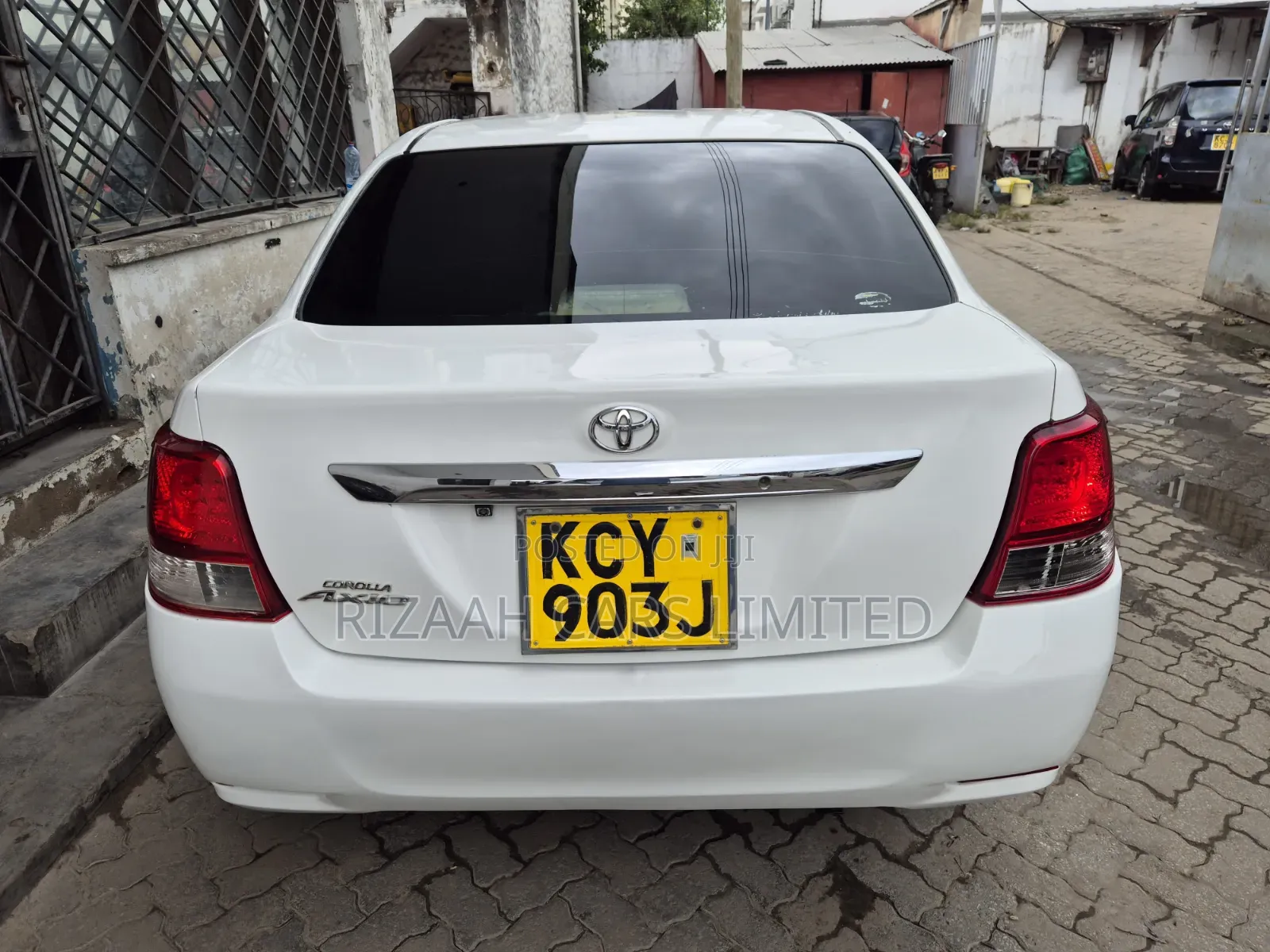 Toyota Axio 2013 White