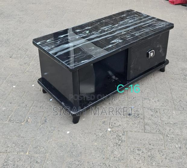 Import Coffee Table Available - main view