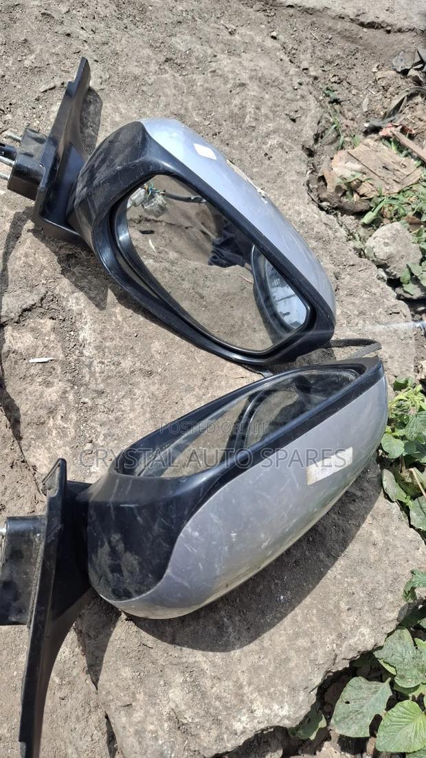 Honda Insight Side Mirror - main view