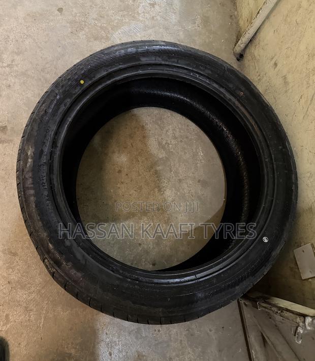 285/45r22 Kapsen Tyre - thumbnail 3
