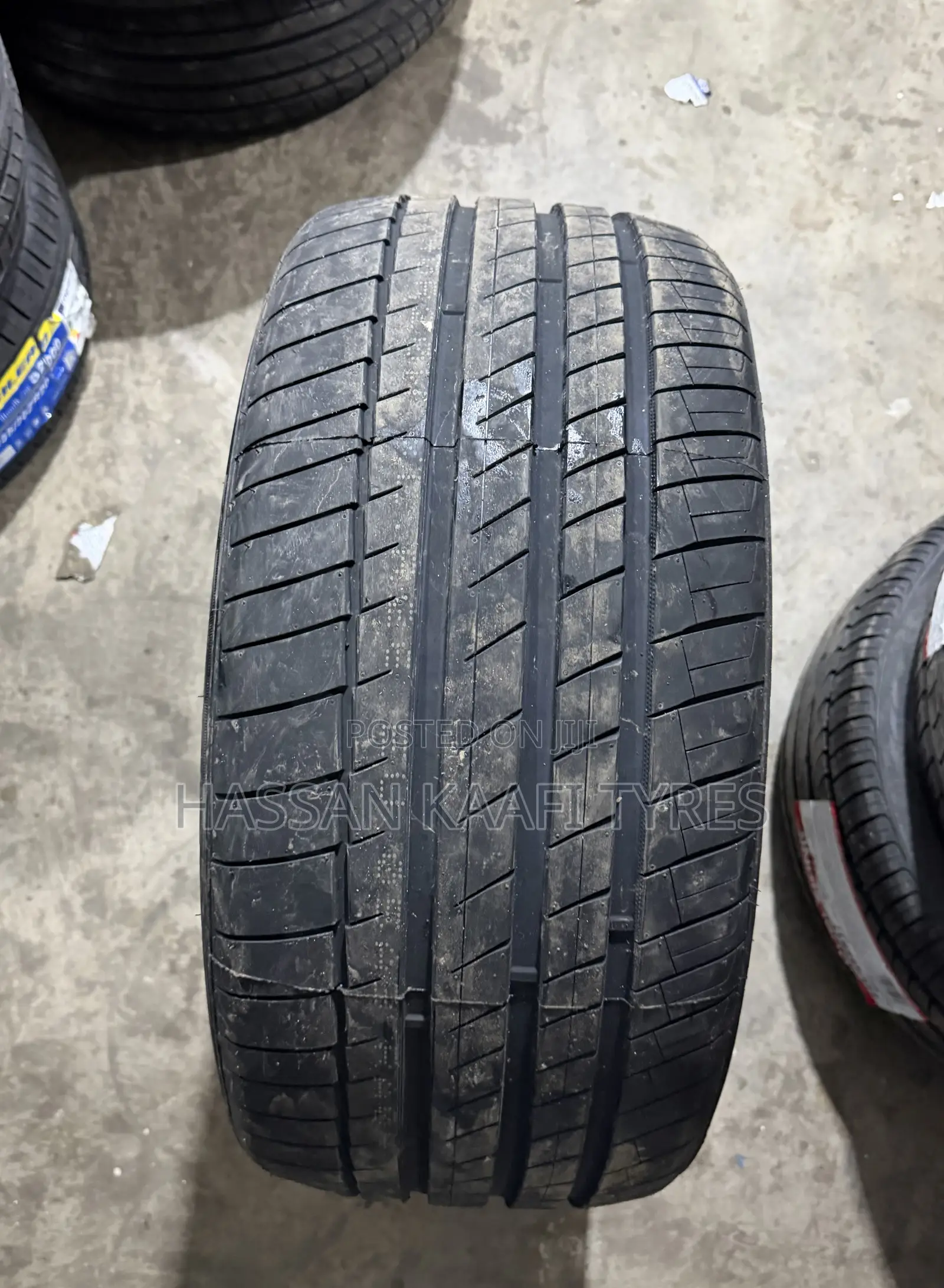 275/40r20 Kapsen Tyre