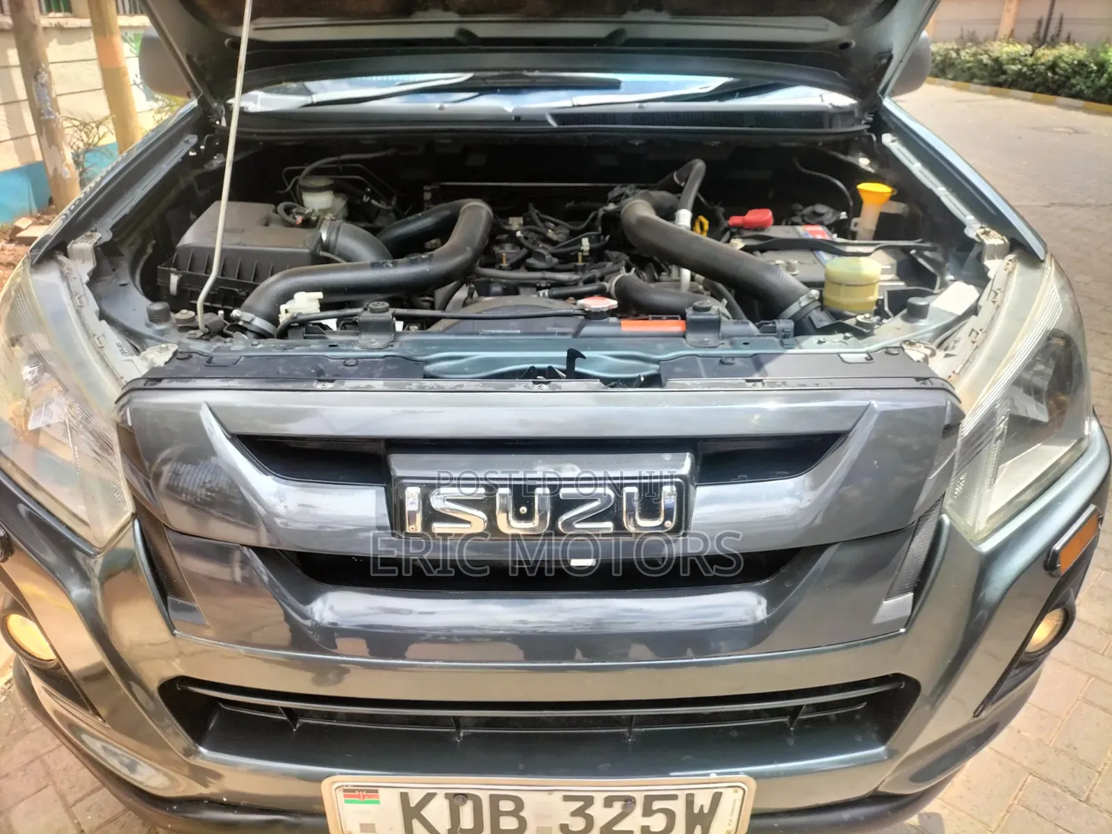 Isuzu D-MAX 2021 Gray