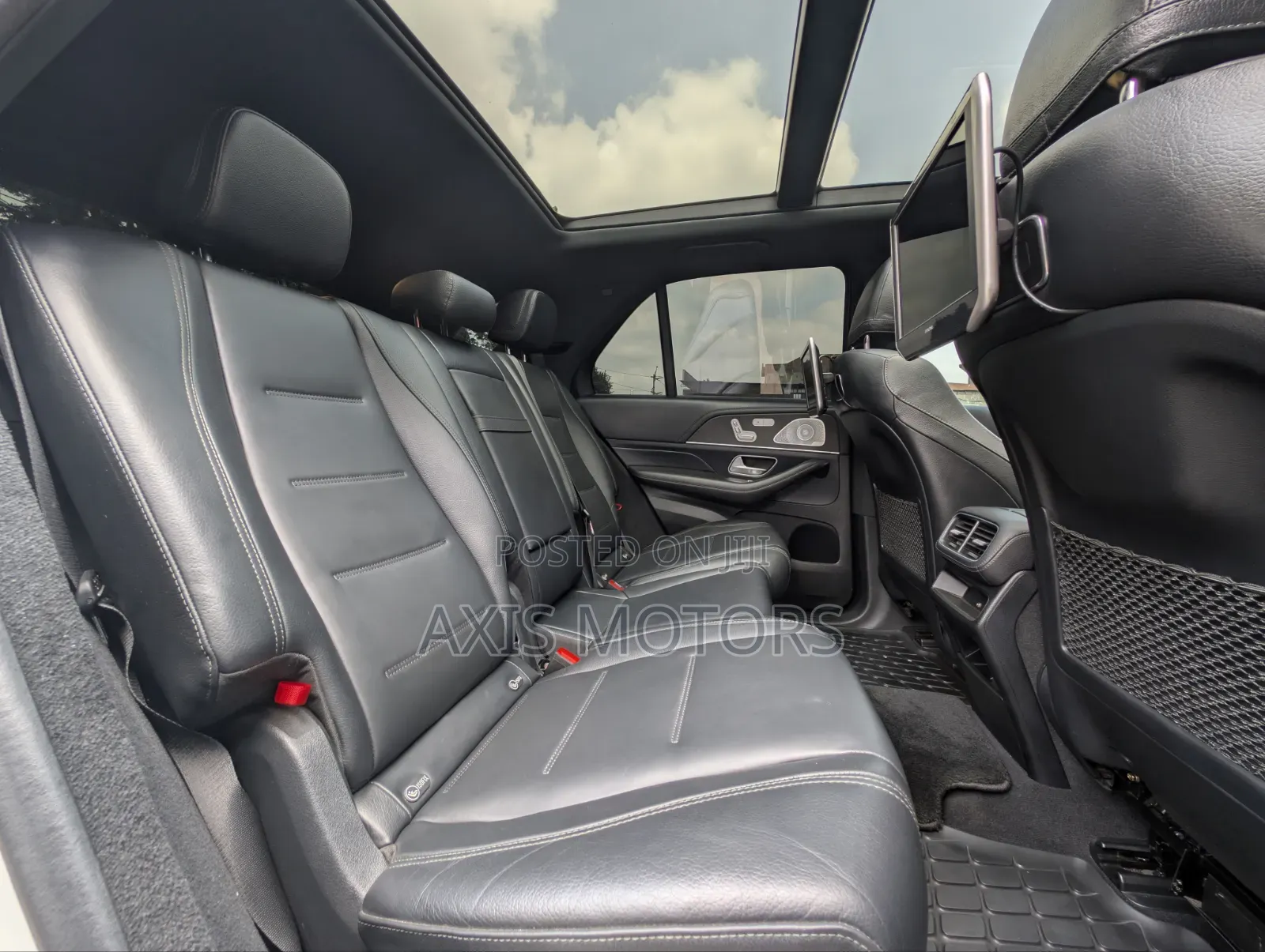 Mercedes-Benz GLE-Class 2019 White