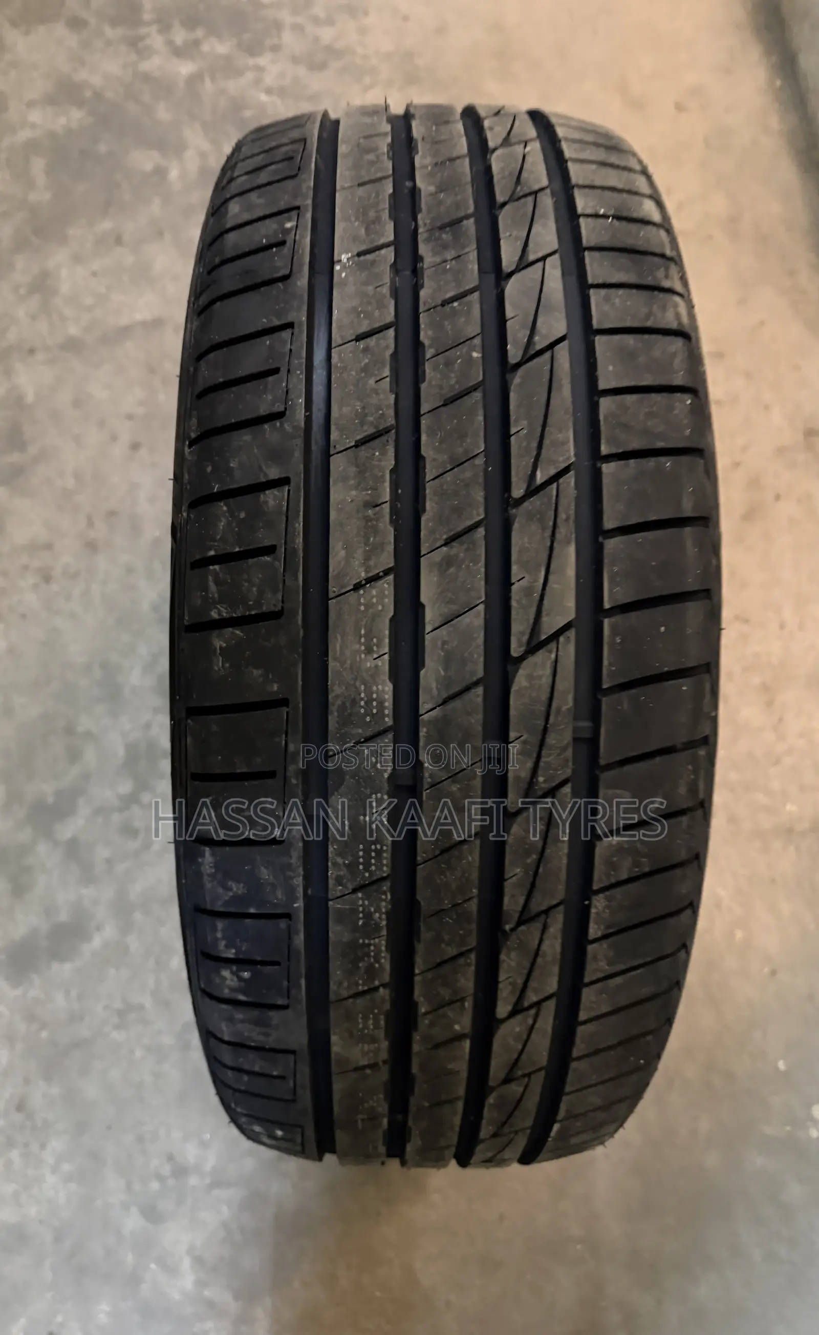 235/45r19 Durun Tyre