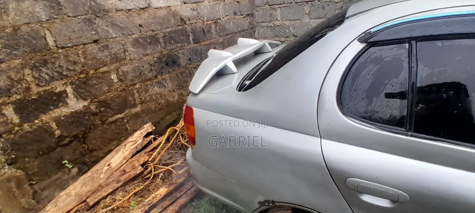 Toyota Platz 2004 Silver