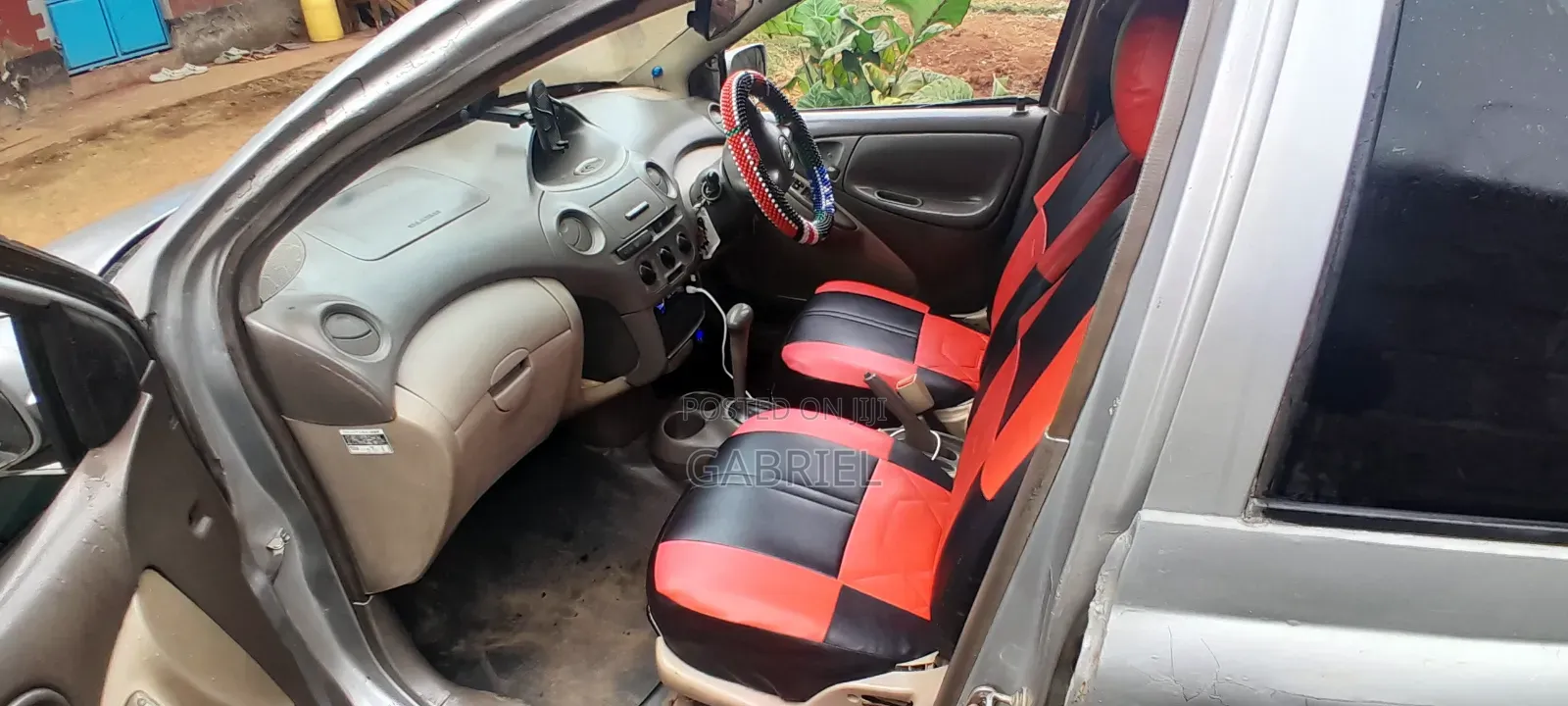 Toyota Platz 2004 Silver