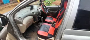Toyota Platz 2004 Silver