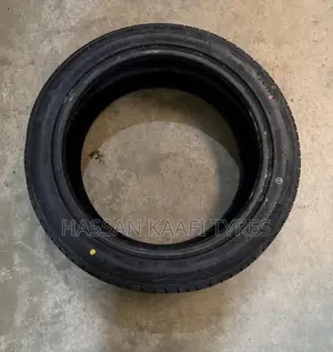 235/45r19 Durun Tyre
