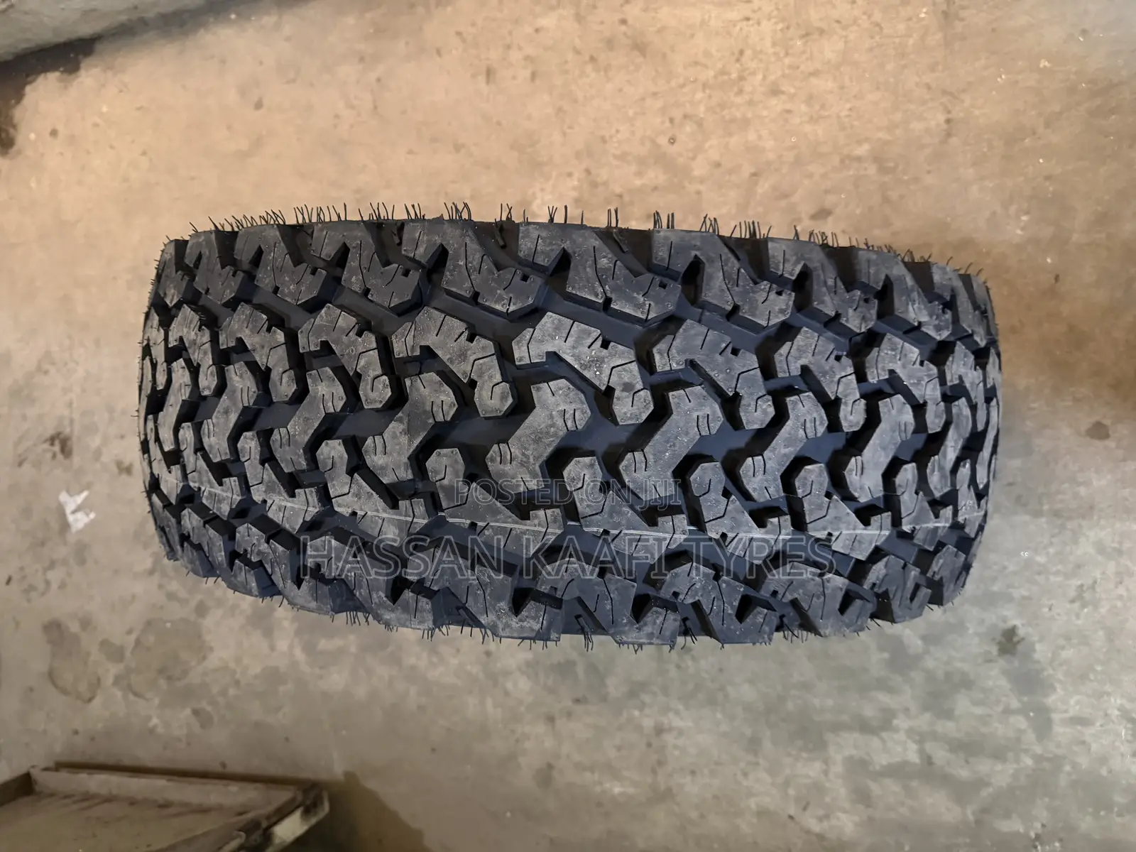 235/60r18 Durun Tyre a/T