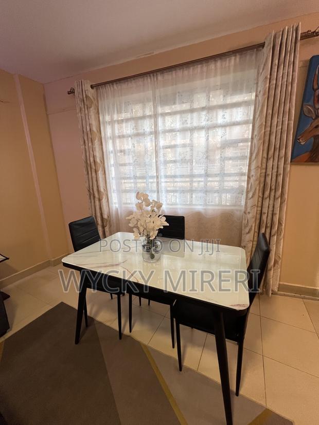 3 Seater Dinning Table