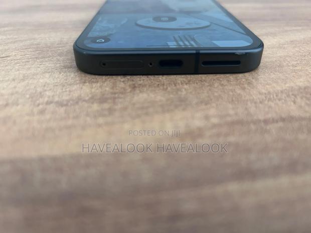 Google Pixel 9a 128 GB Black - thumbnail 3