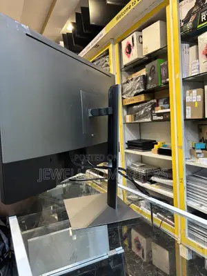 Dell Ultrasharp U2717D IPS Monitor Display QHD(1440p) 27” Frameless