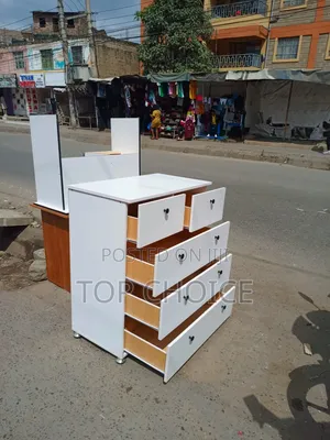 Chest Off Drawers
