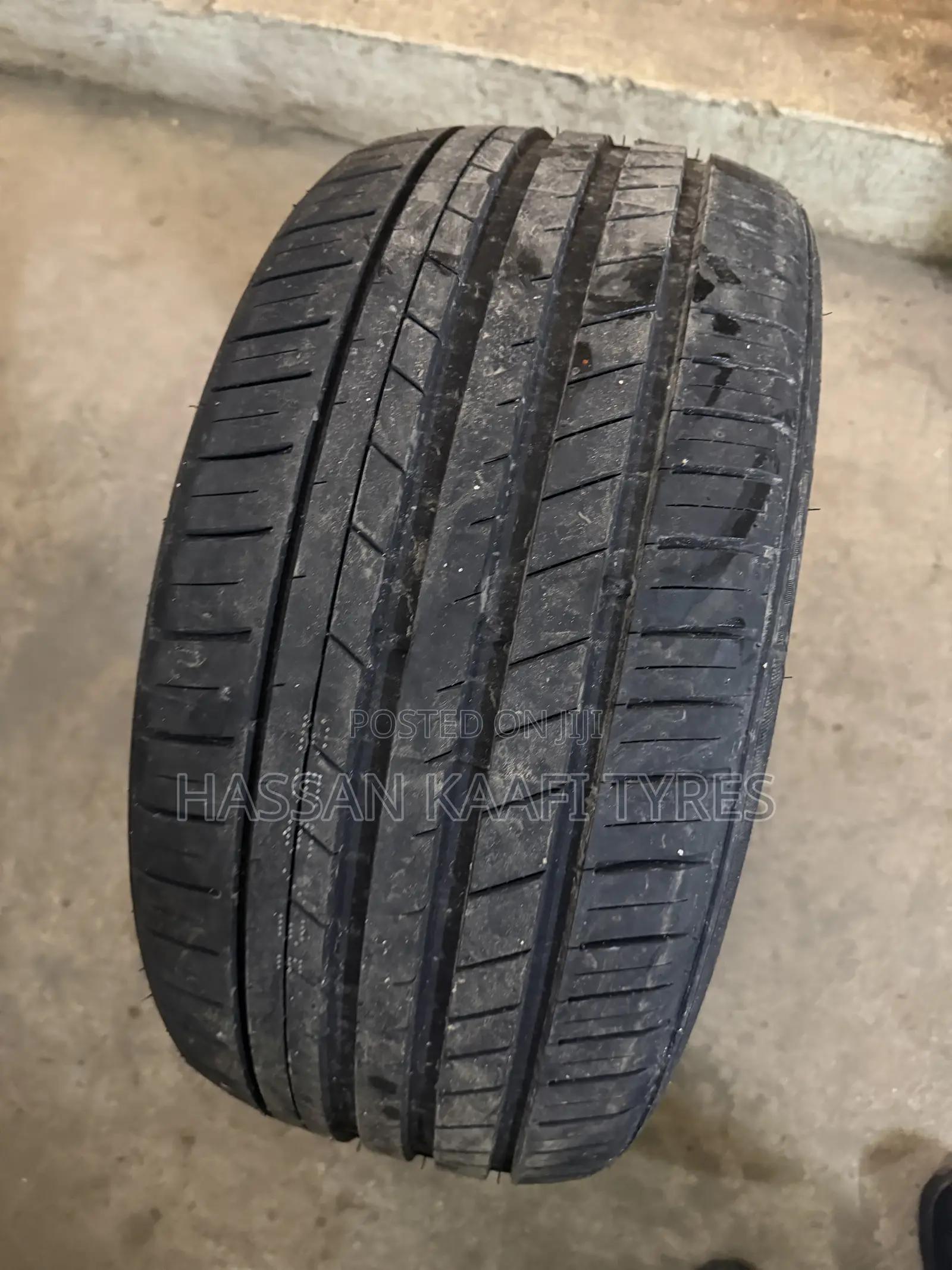 255/35r19 Kapsen Tyre