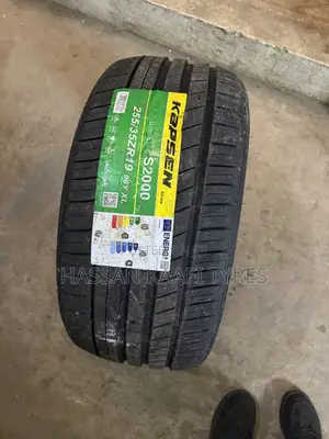 255/35r19 Kapsen Tyre