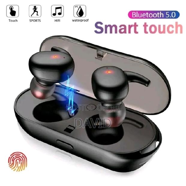 Wireless Earbuds - main view