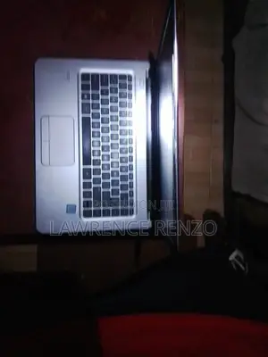 Laptop HP EliteBook 820 G3 16GB Intel Core i5 SSHD (Hybrid) 512GB