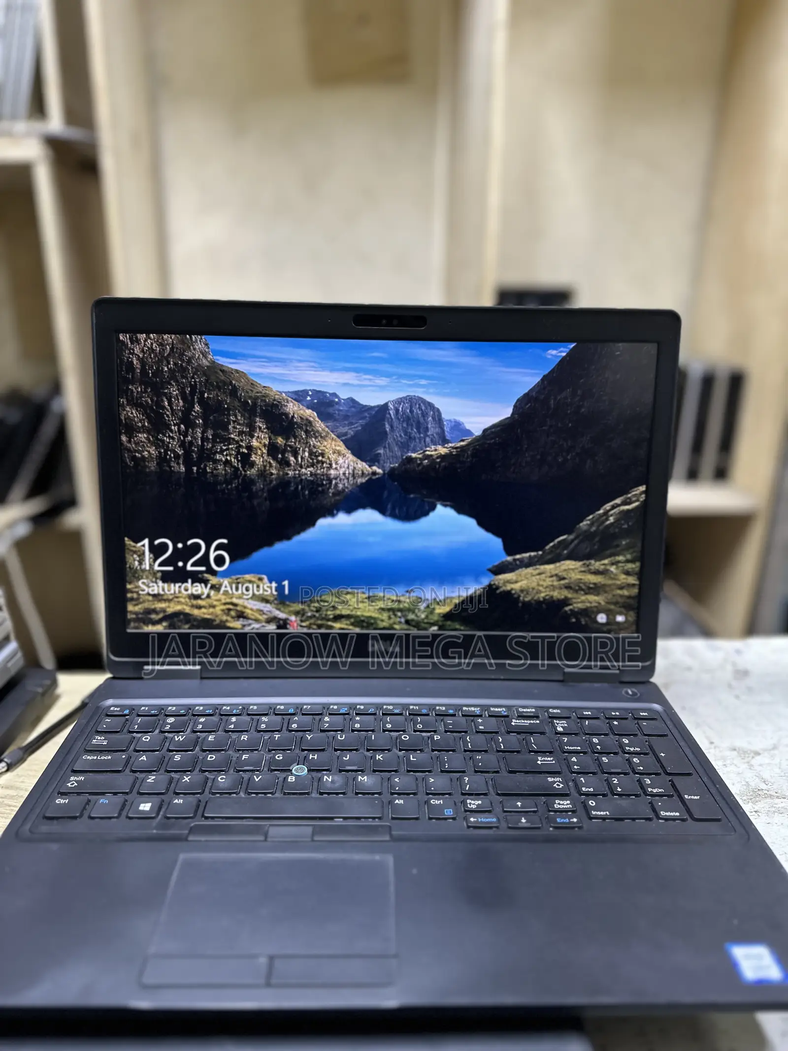 Laptop Dell Latitude 5590 12GB Intel Core i7 SSD 256GB