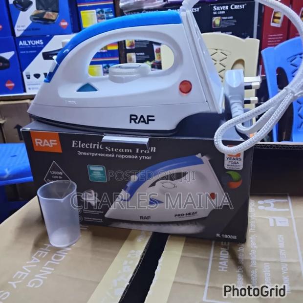 Raf Steam Iron - thumbnail 2