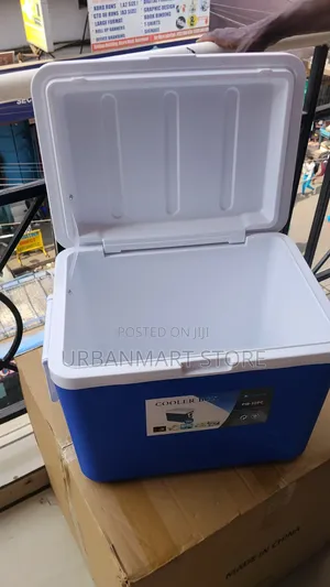Premier Portable 32L Cooler Box for Camping Travel