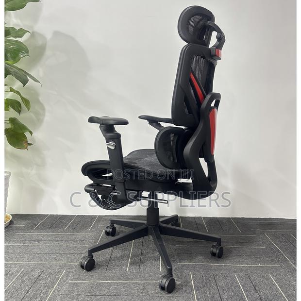 Executive Mesh Chair With Footrest - thumbnail 4