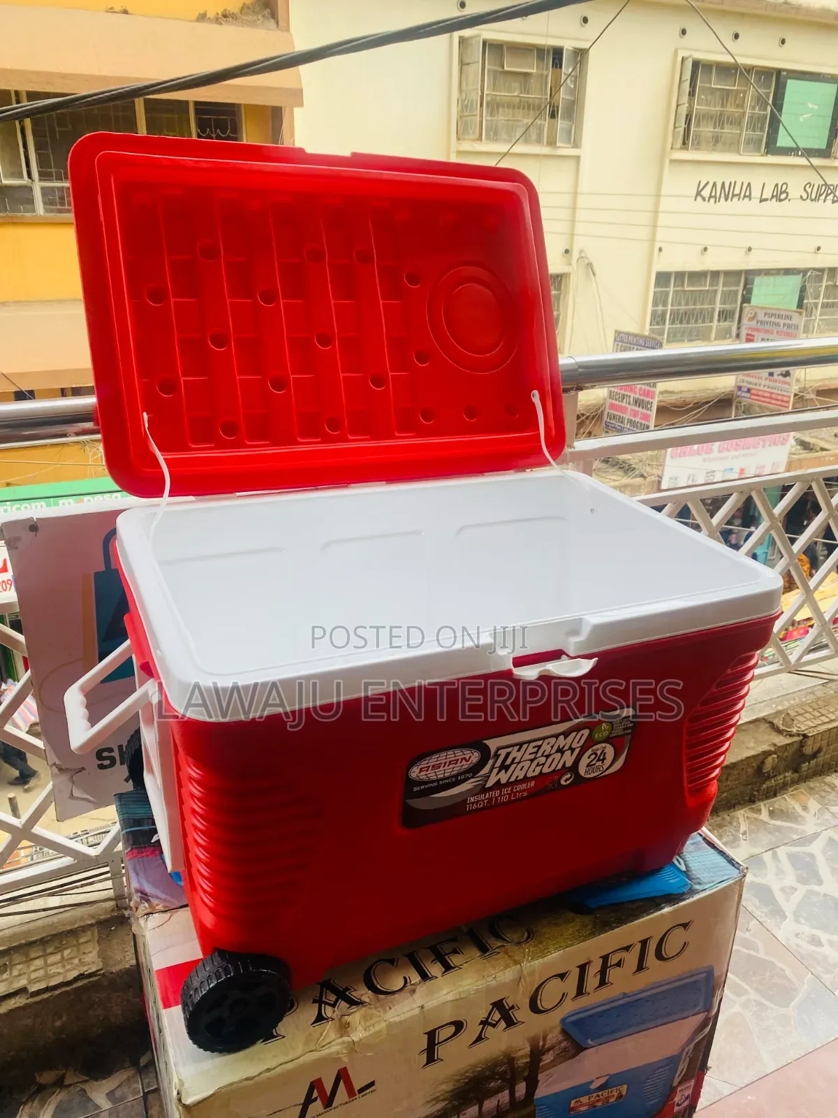 Pacific Ice Chest
