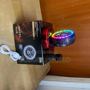 Premium Wheel Dashboard Solar Aroma Diffuser