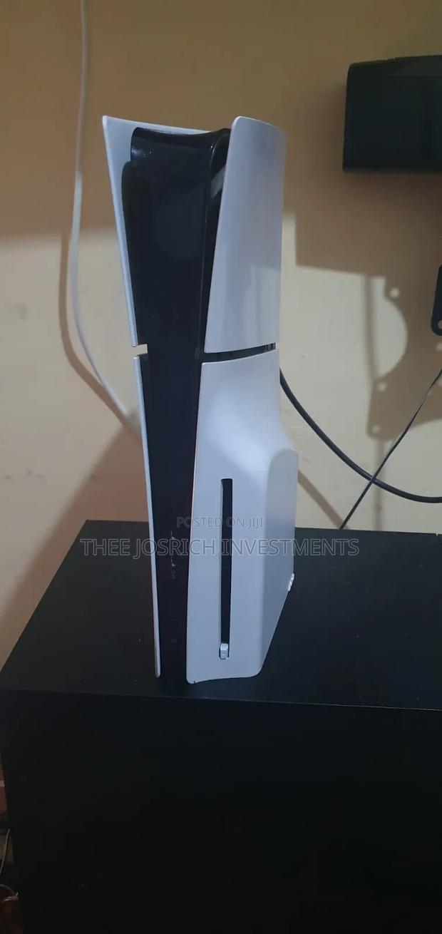 Ps5 Slim Newly Used