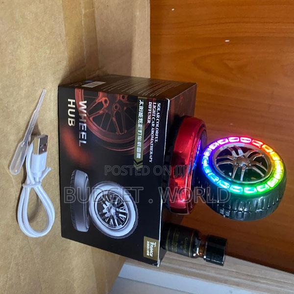 Sun-Powered Wheel Dashboard Air Freshener - thumbnail 2
