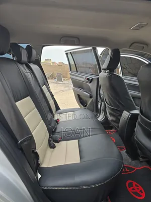 Toyota Corolla Fielder 2017 Silver