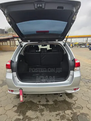 Toyota Corolla Fielder 2017 Silver