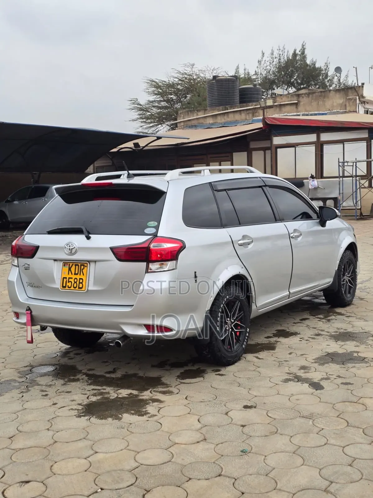 Toyota Corolla Fielder 2017 Silver