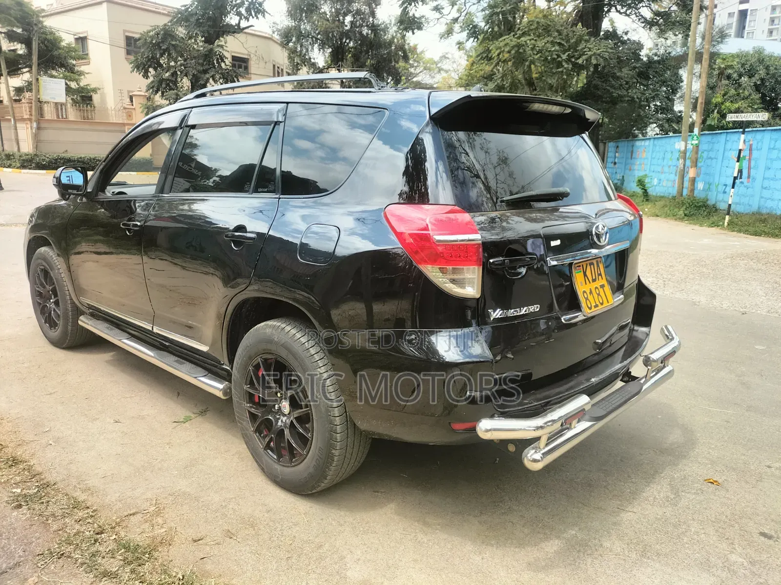 Toyota Vanguard 2013 Black