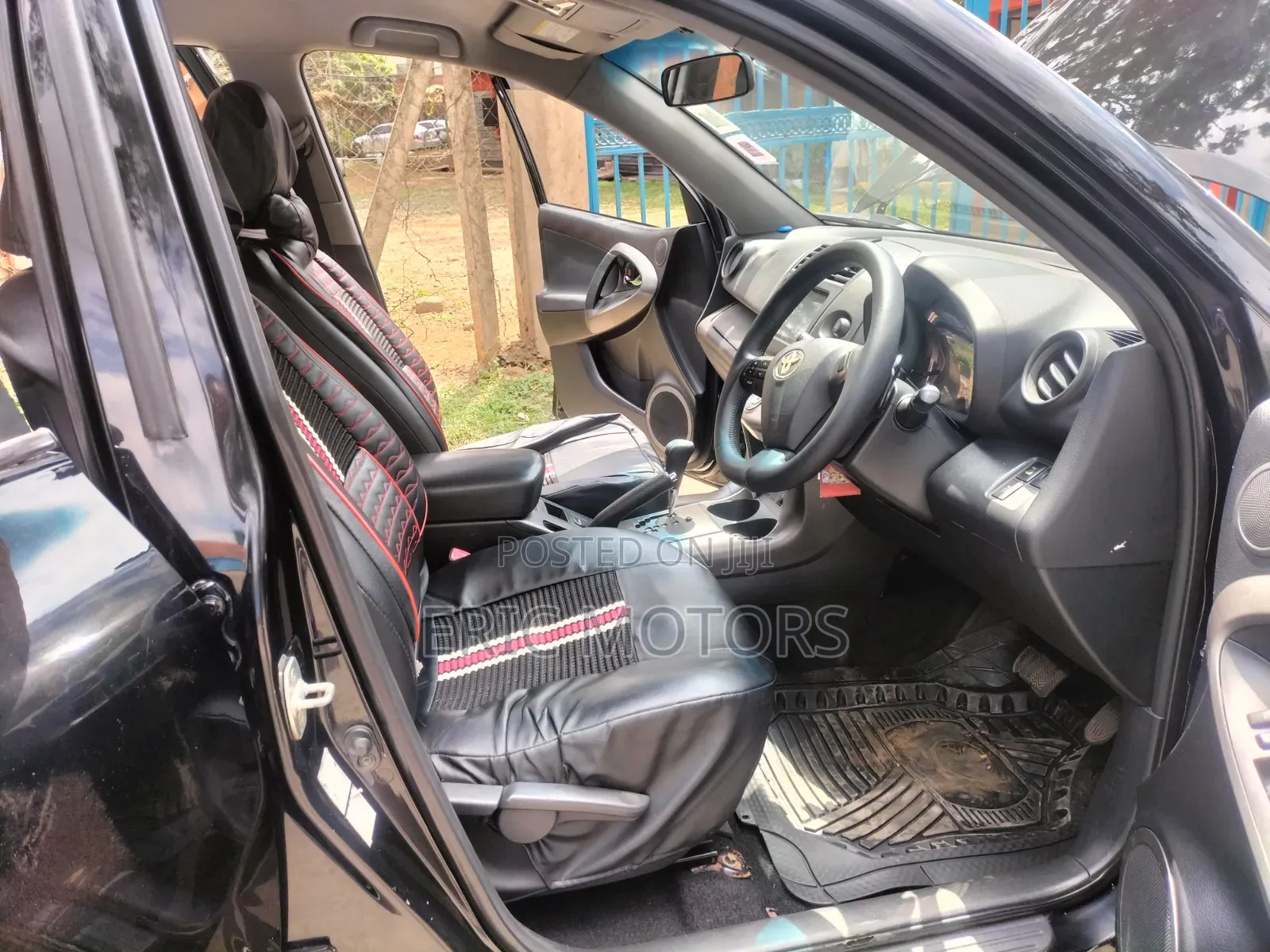Toyota Vanguard 2013 Black
