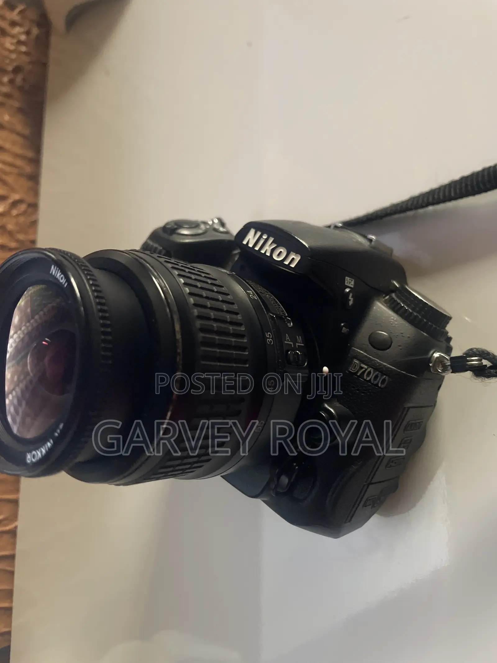 Nikon D7000 With Kit Lens and Bag