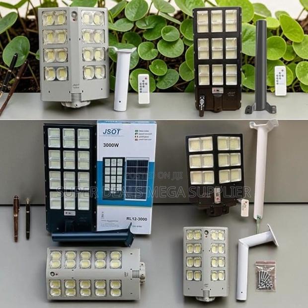 Compound Security 100W,2000W,3000W Solar Street Lights Wholesale