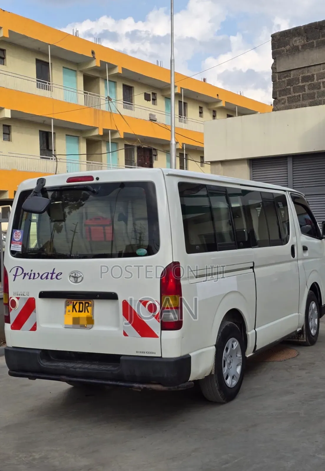 Toyota HiAce 2016 White