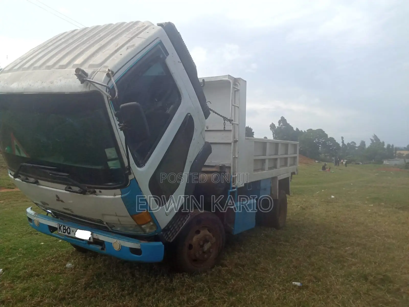 Mitsubishi Fuso Canter 2004 White