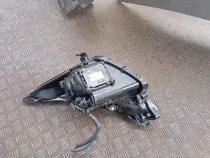 Ractis 2013 Headlight Zenon