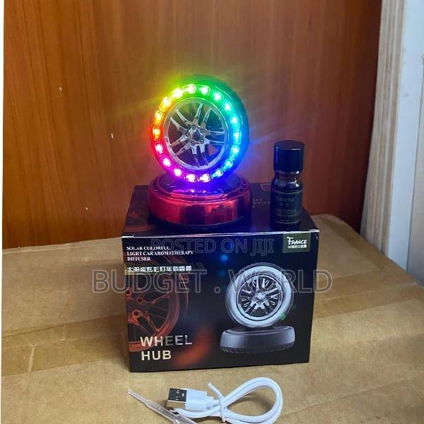 Dashboard Wheel Solar Fragrance Diffuser With Essential Oils - thumbnail 2