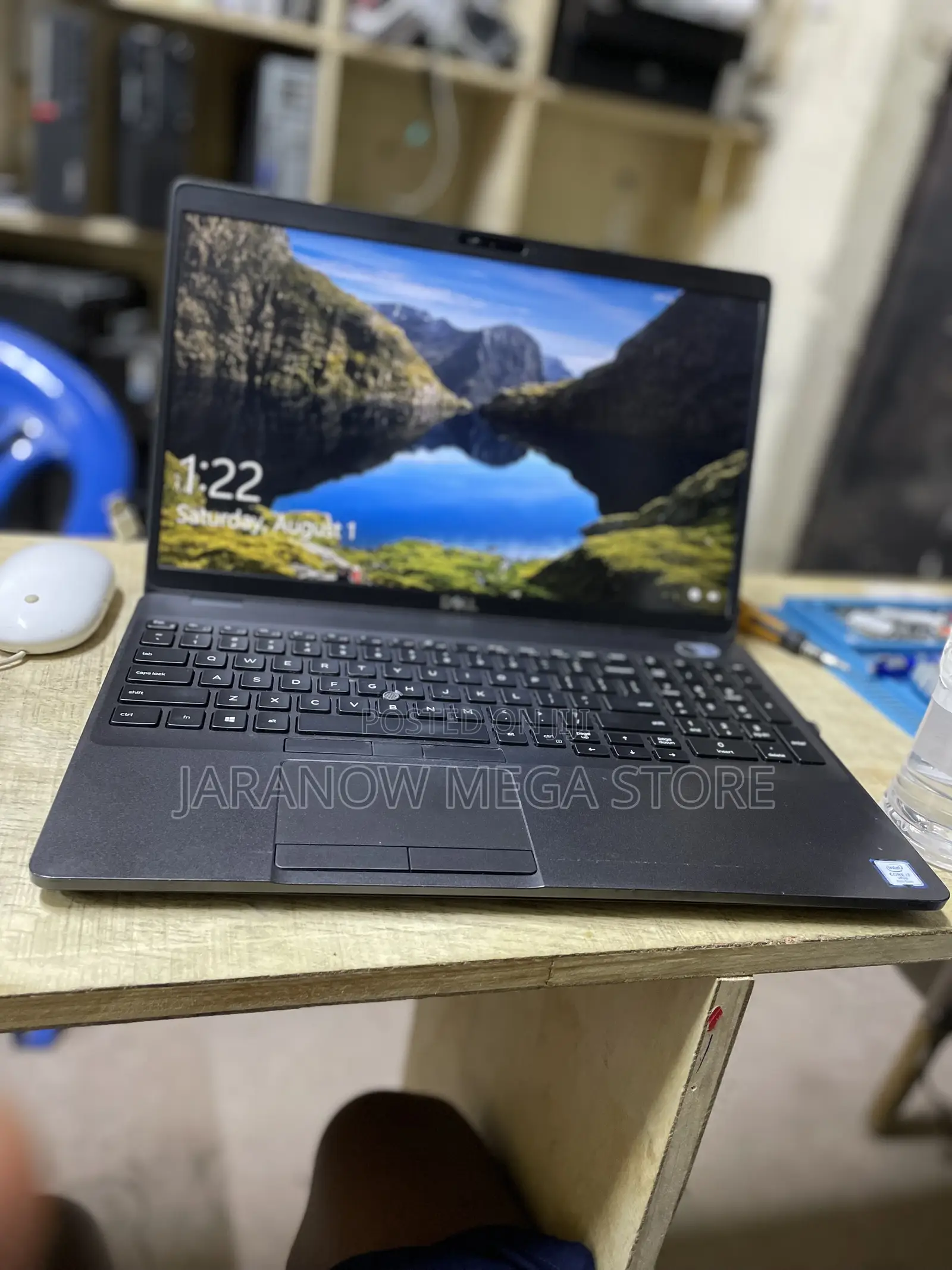 Laptop Dell Latitude 5300 8GB Intel Core i7 SSD 256GB