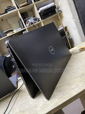 Laptop Dell Latitude 5300 8GB Intel Core i7 SSD 256GB