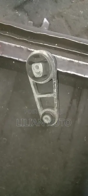 2005 Mazda Demio Mountain