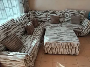 Selling a Fluffy 7seater L Seat Its a Butterfly L Seat Shape