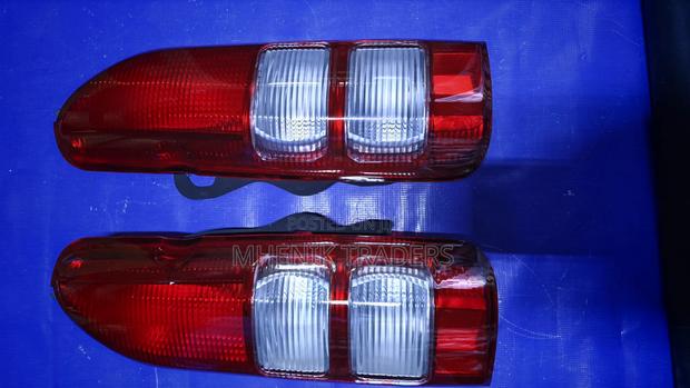 Tail Lamp Hiace 2005 - thumbnail 2