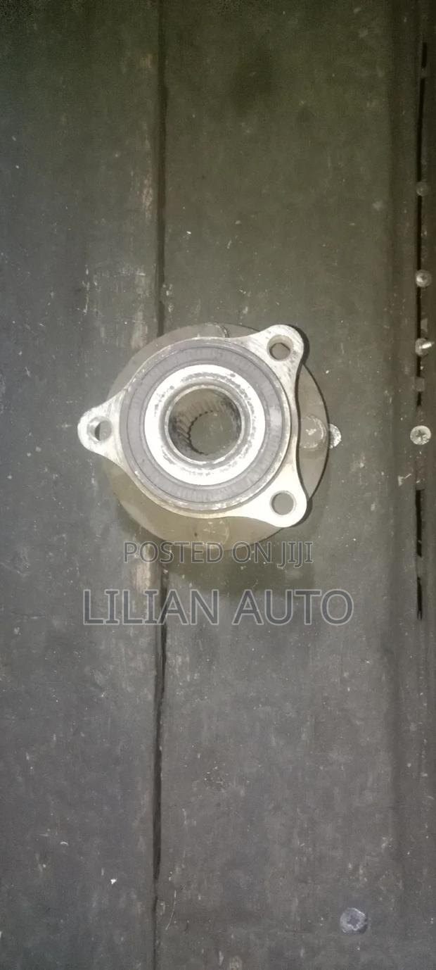 Mazda Demio Rear Hub - thumbnail 2