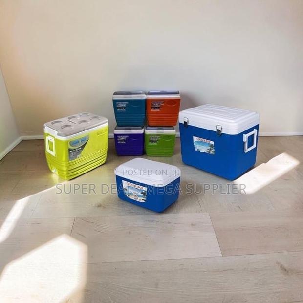 Leak-Resistant 4.5L,10L,25L,32L,50L Cooler Boxes Wholesale Prices