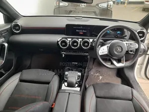 Mercedes-Benz A-Class 2019 White