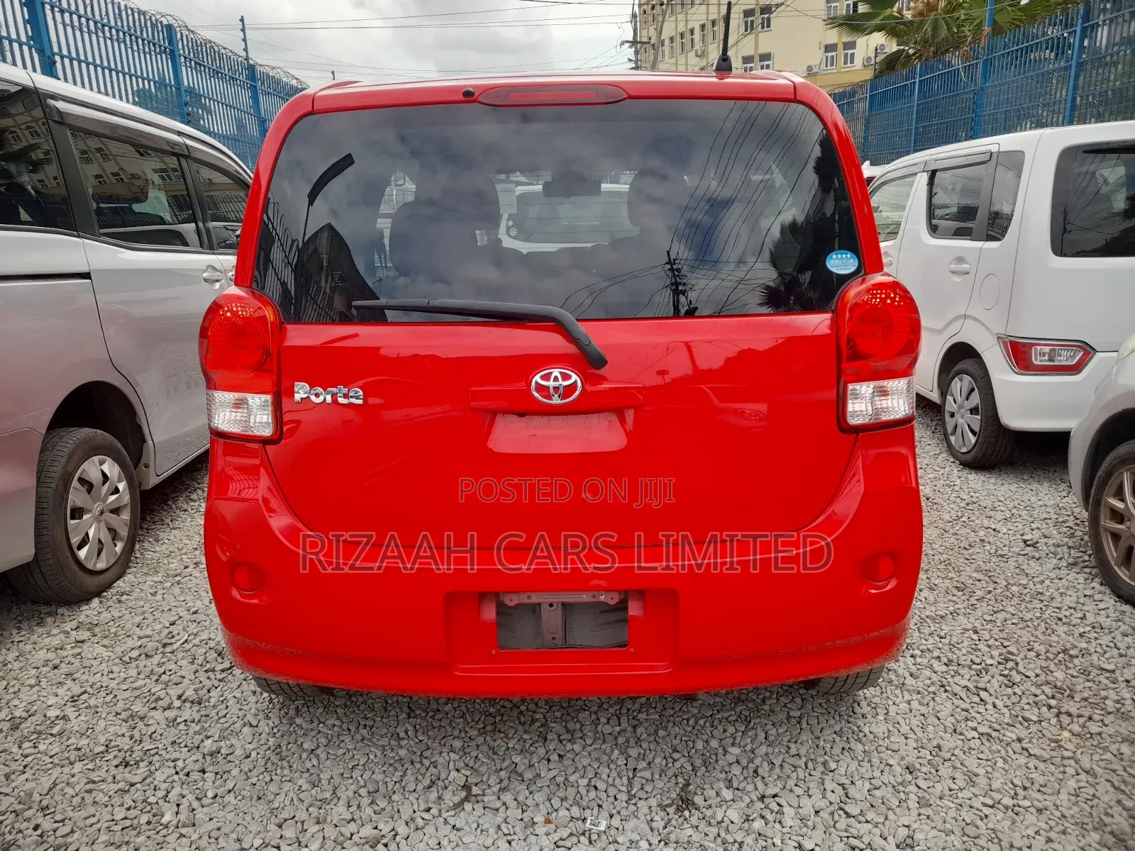 Toyota Porte 2019 Red